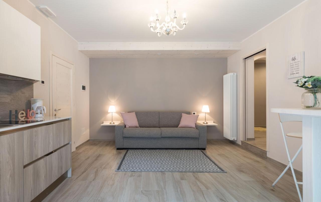 Residenza Conca Verde B&B Il Monolocale Rogolo Exteriör bild